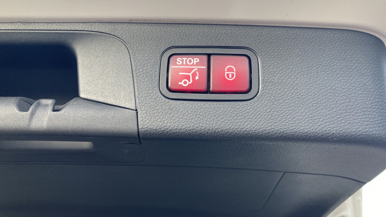 Mercedes-Benz GLC 300d 4Matic AMG Line Premium Pls 5dr 9G-Tronic Diesel Estate